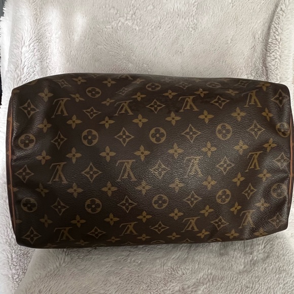 Louis Vuitton Speedy 35 - Authentic - Picture 4 of 16